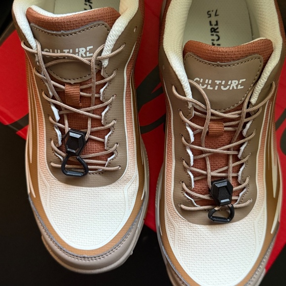 Culture Kicks Culture Trainer 1 Dune size 7.5 men’s - Picture 5 of 6